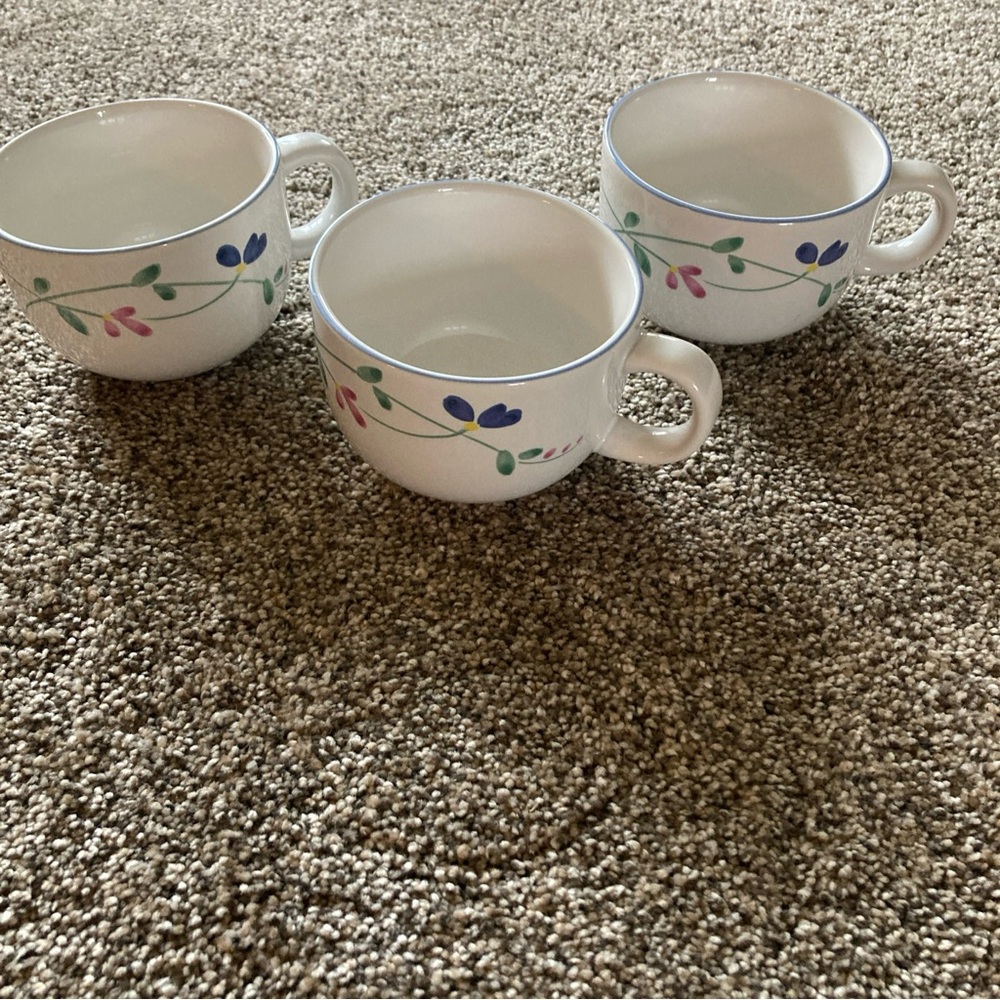 ALLEGRO STONEWARE 3 Hearthside Tea/Coffee Cups, Pink And Blue Flowers, Cottage